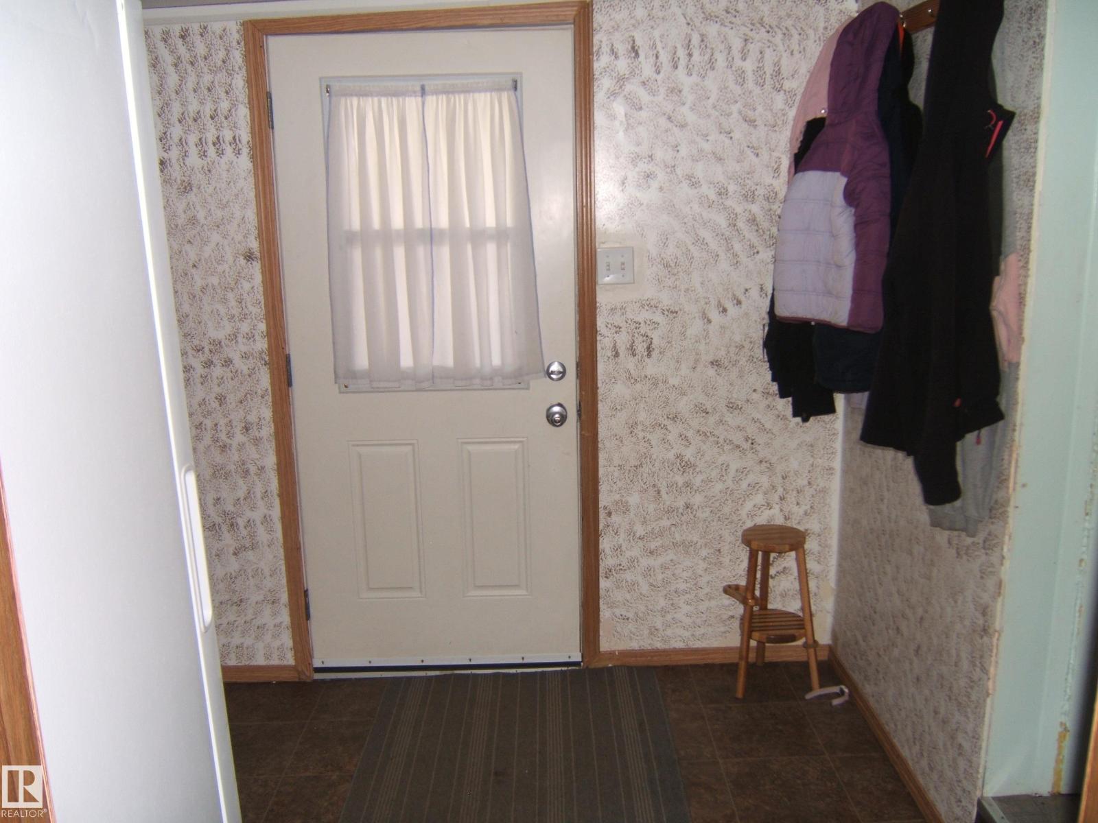 Photo 30 of 4511 54 St, Two Hills AB