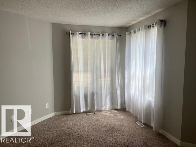 Photo 10 of 16 West 1033 Youville Dr W Nw, Edmonton AB