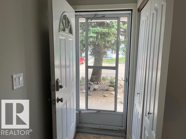Photo 35 of 16 West 1033 Youville Dr W Nw, Edmonton AB