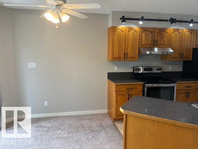 Photo 3 of 16 West 1033 Youville Dr W Nw, Edmonton AB