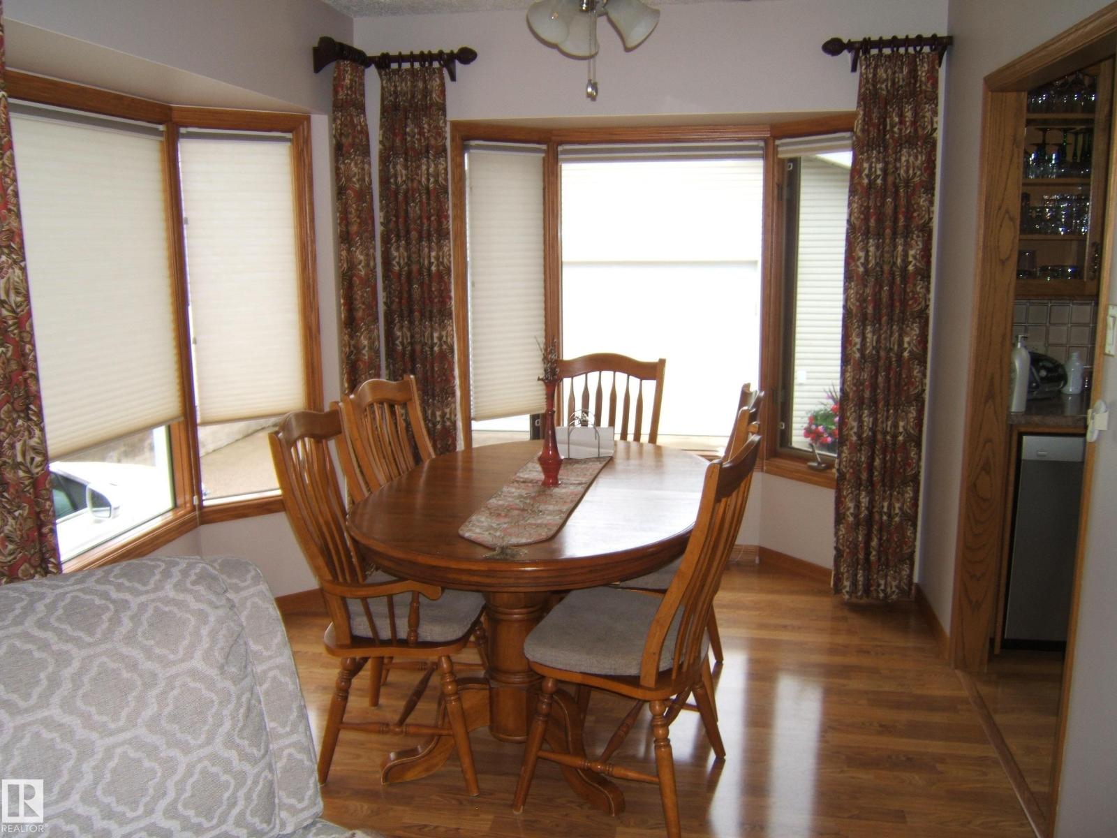 Photo 19 of 4809 47 St, Two Hills AB