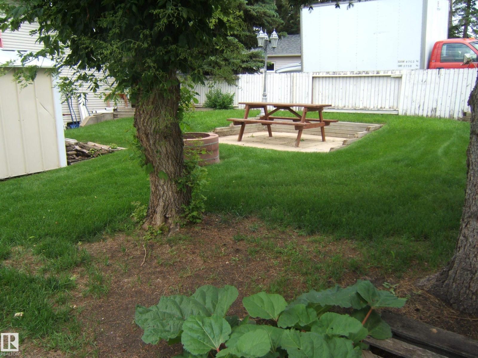 Photo 43 of 4809 47 St, Two Hills AB