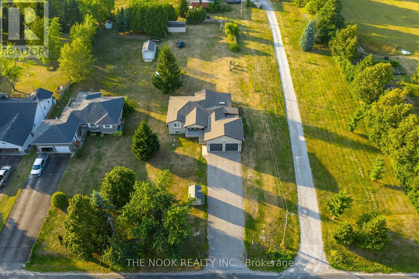Photo 15 of 2943 Pine Point Road, Scugog ON