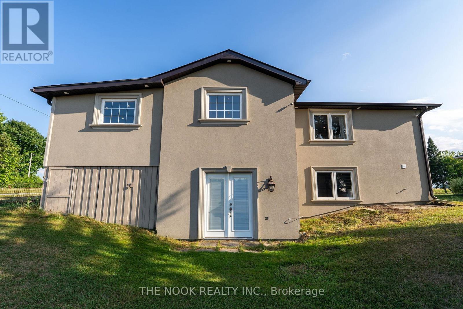 Photo 2 of 2943 Pine Point Road, Scugog ON