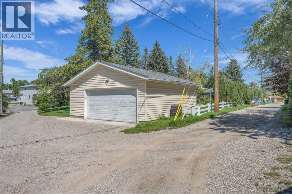 Single Family House Bungalow for Sale in  Richmond Road SW Rutland Park Calgary 