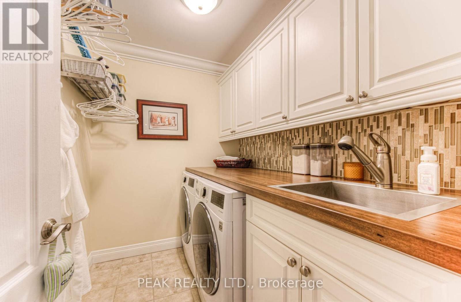 Photo 35 of 7 John Ross Court, Wilmot ON