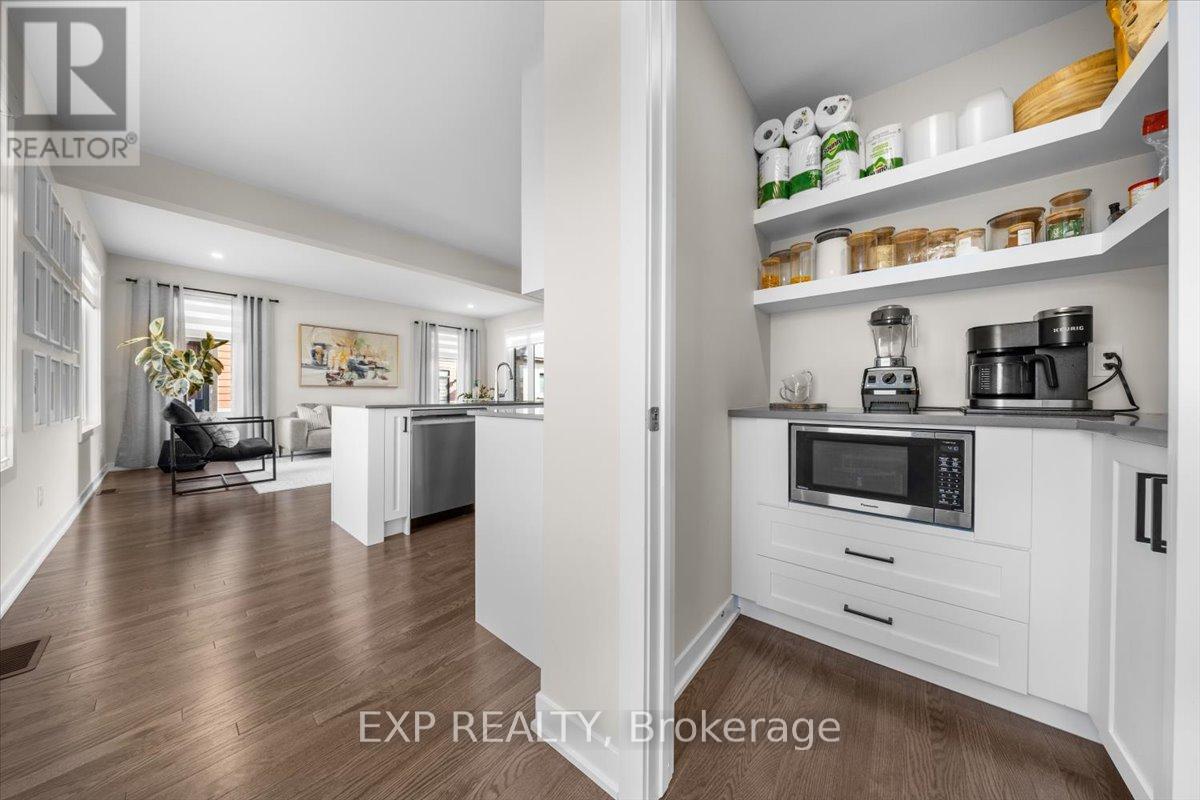 Photo 10 of 235 Conservancy Drive, Ottawa ON