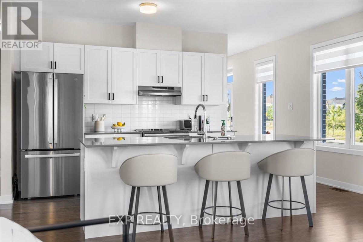 Photo 14 of 235 Conservancy Drive, Ottawa ON