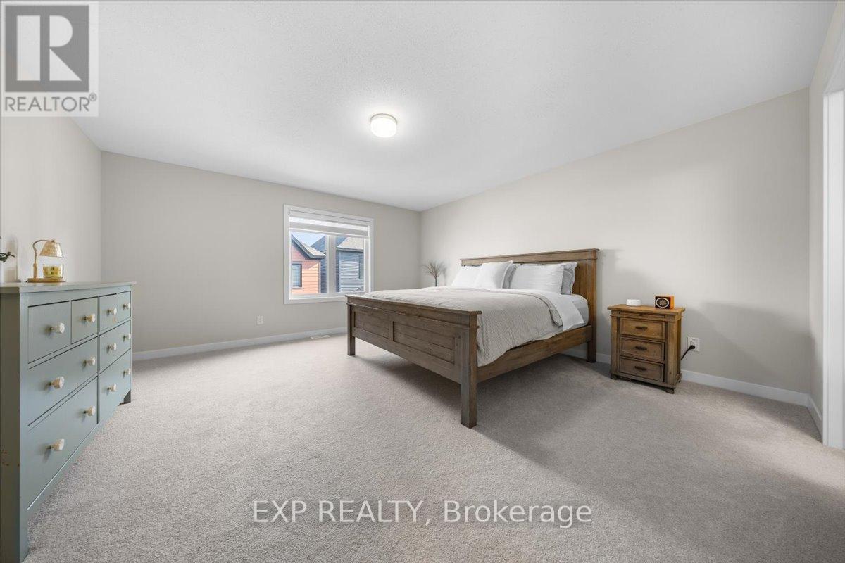 Photo 22 of 235 Conservancy Drive, Ottawa ON