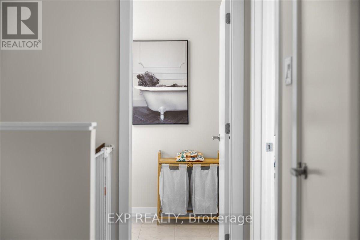 Photo 29 of 235 Conservancy Drive, Ottawa ON