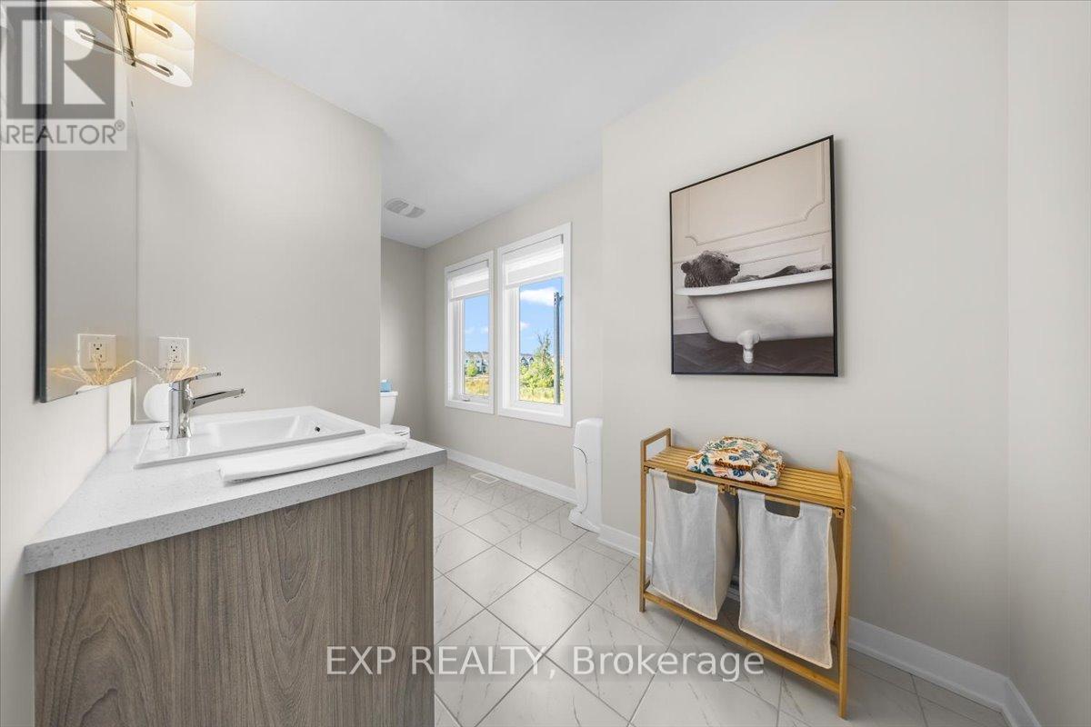 Photo 30 of 235 Conservancy Drive, Ottawa ON