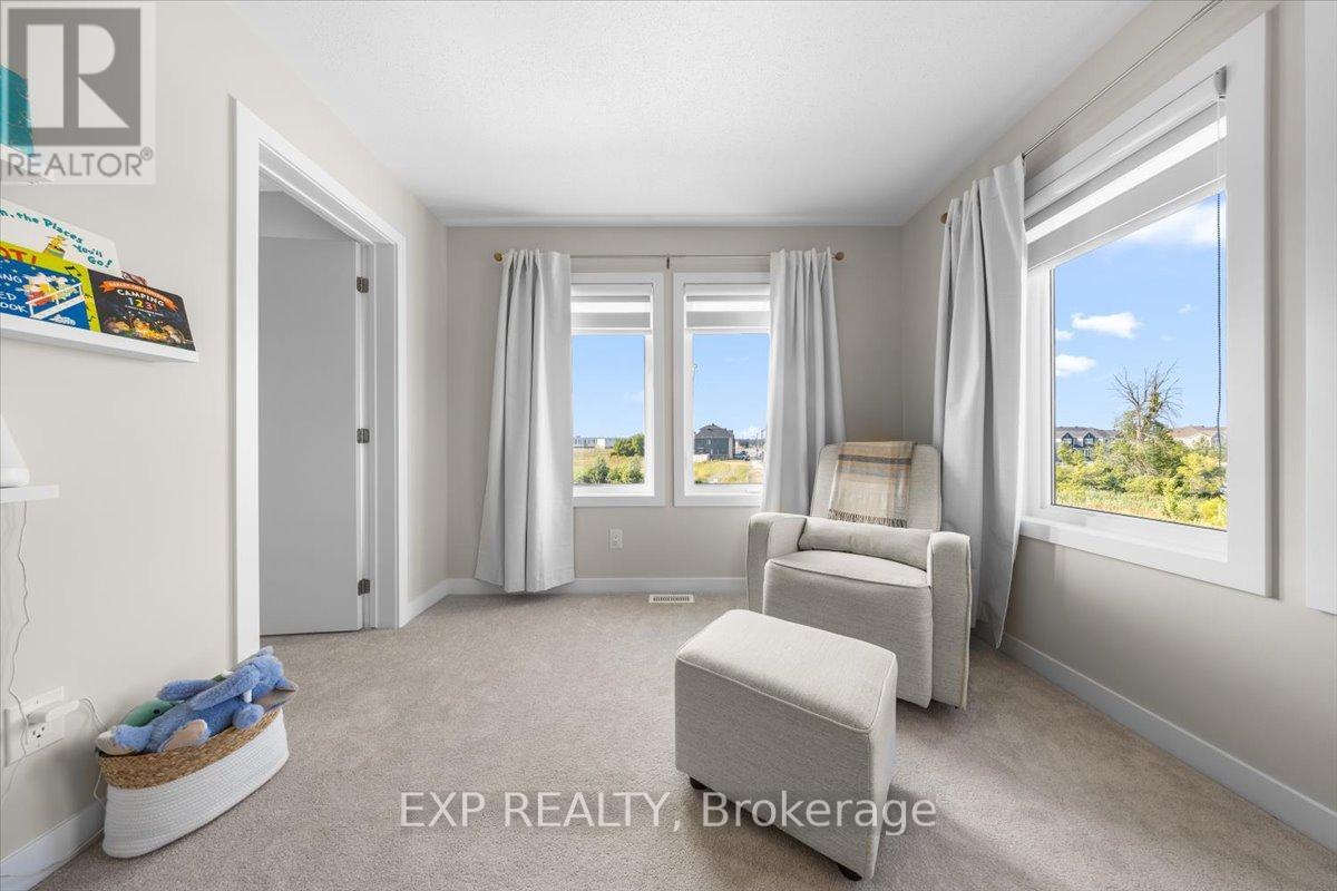 Photo 33 of 235 Conservancy Drive, Ottawa ON