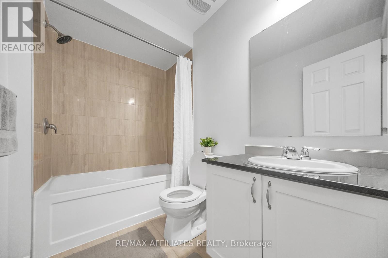 Photo 26 of 388 Aphelion Crescent, Ottawa ON