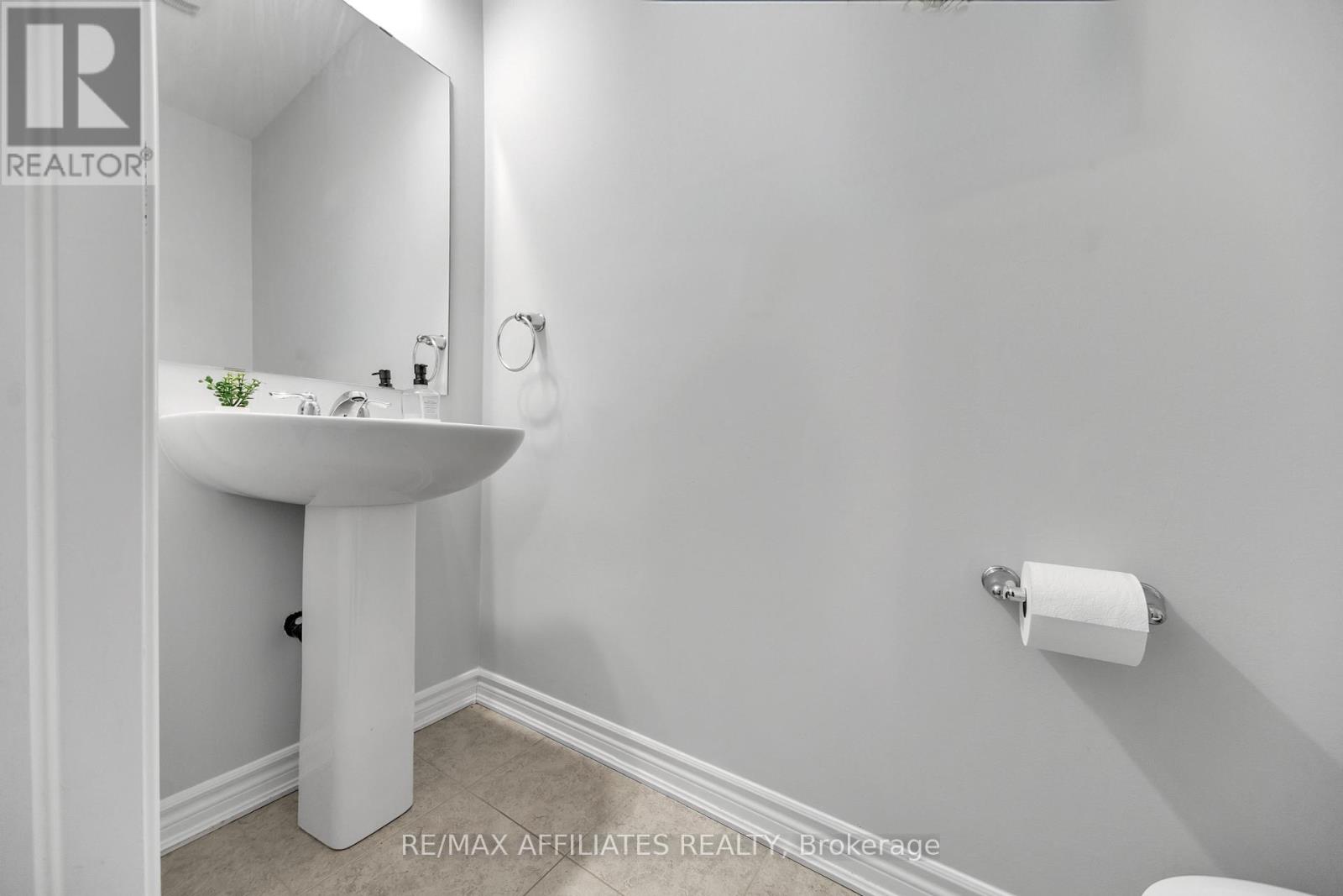 Photo 38 of 388 Aphelion Crescent, Ottawa ON
