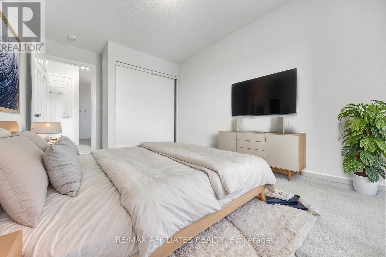 Photo 29 of 388 Aphelion Crescent, Ottawa ON