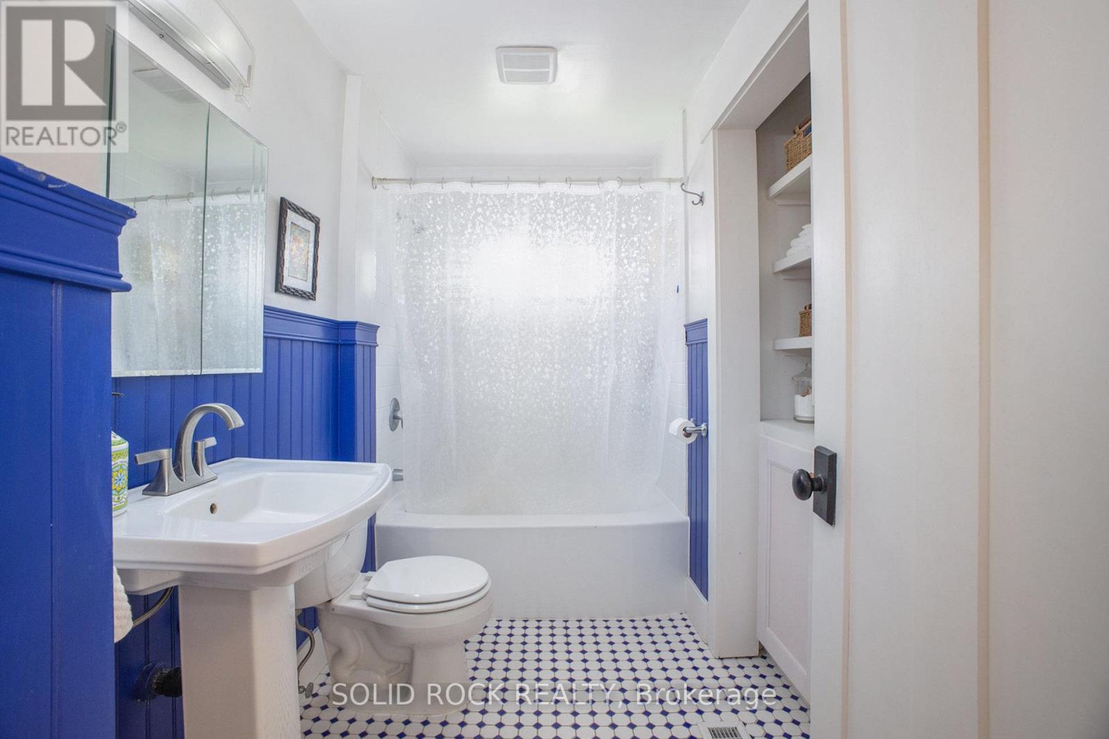 Photo 17 of 236 Northwestern Avenue, Ottawa ON
