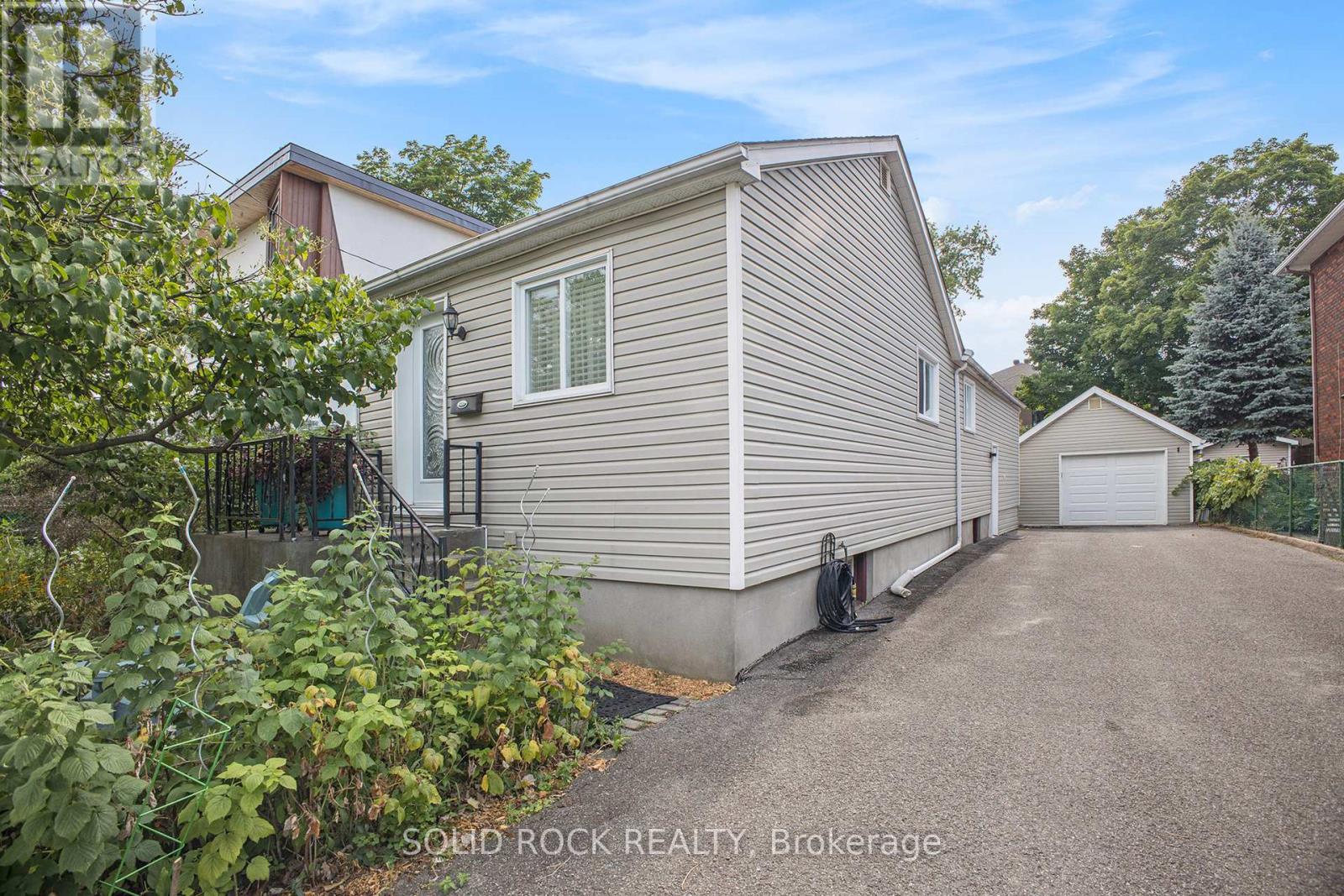 Photo 28 of 236 Northwestern Avenue, Ottawa ON