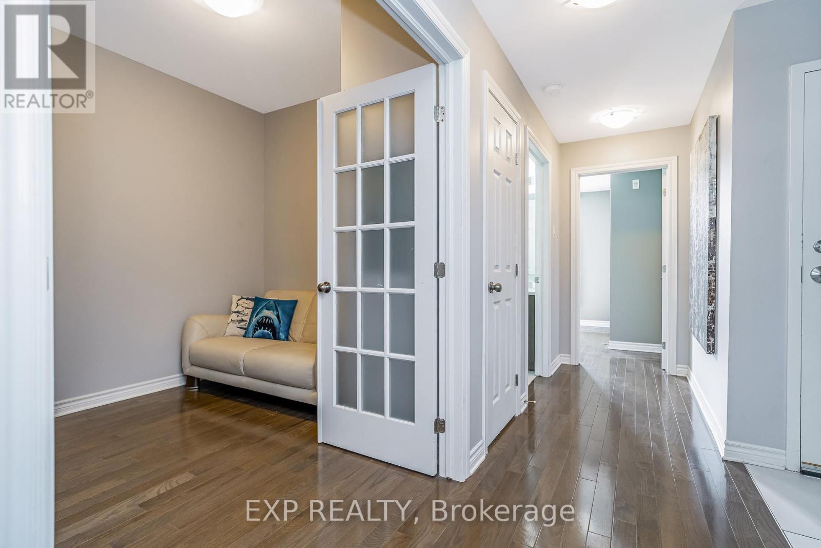 Photo 9 of G 330 Everest Private, Ottawa ON