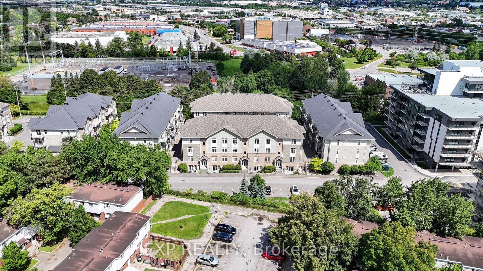 Photo 10 of G 330 Everest Private, Ottawa ON
