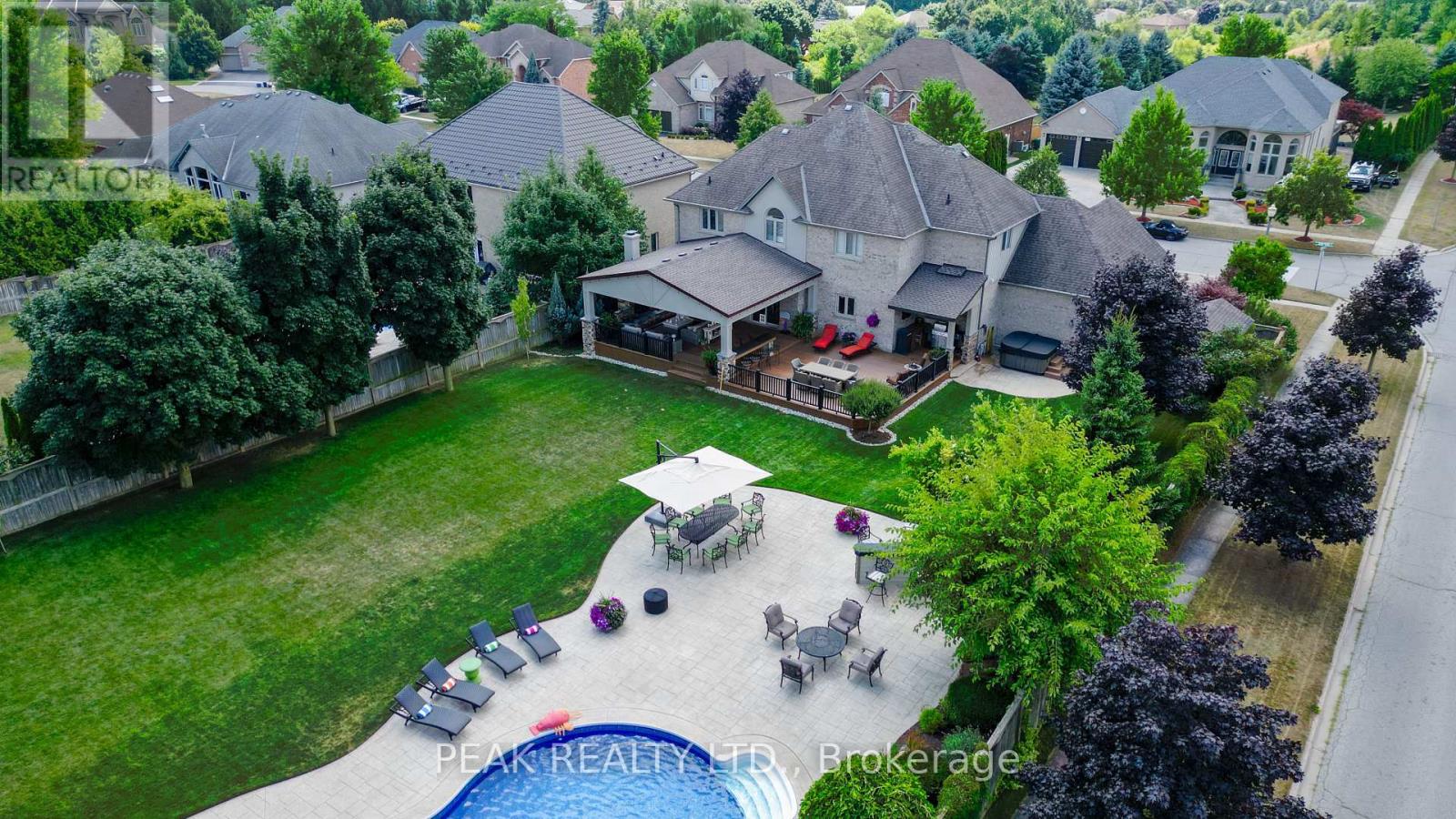 Photo 4 of 7 John Ross Court, Wilmot ON