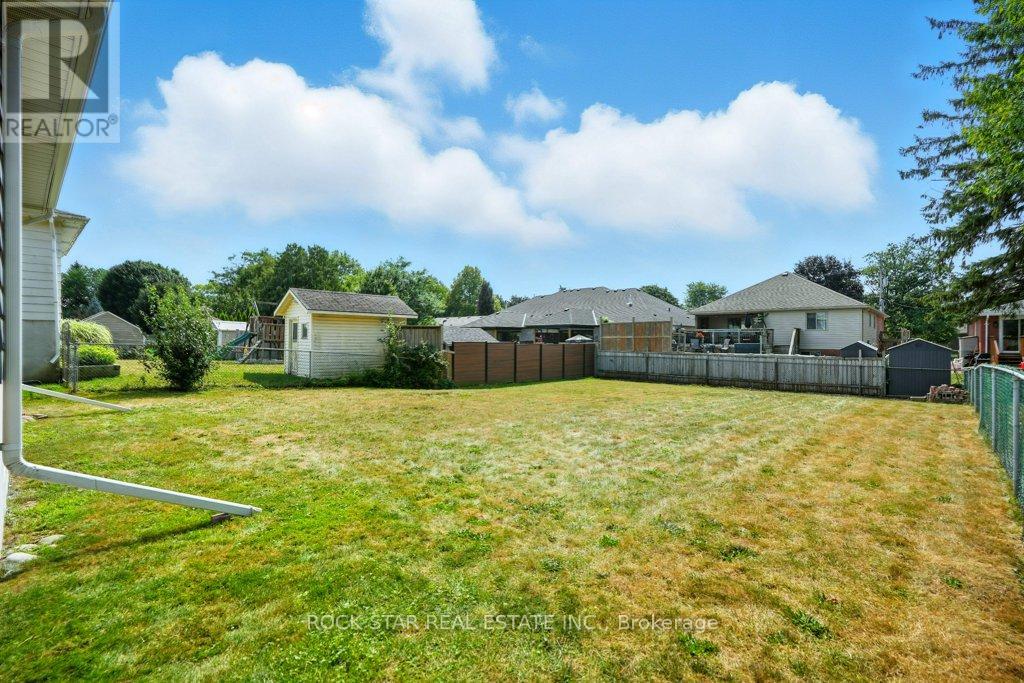 Photo 40 of 56 Abeles Avenue, Brant ON