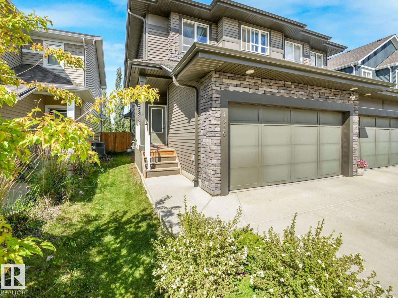 Photo 2 of 4016 Kinsella Wy Sw, Edmonton AB