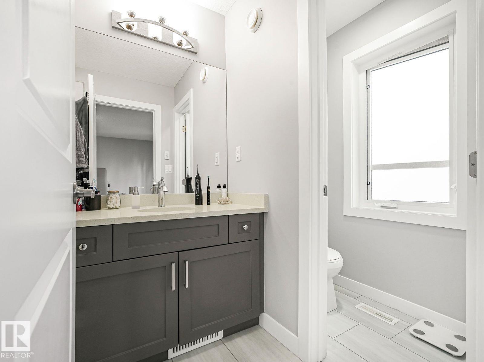 Photo 21 of 4016 Kinsella Wy Sw, Edmonton AB