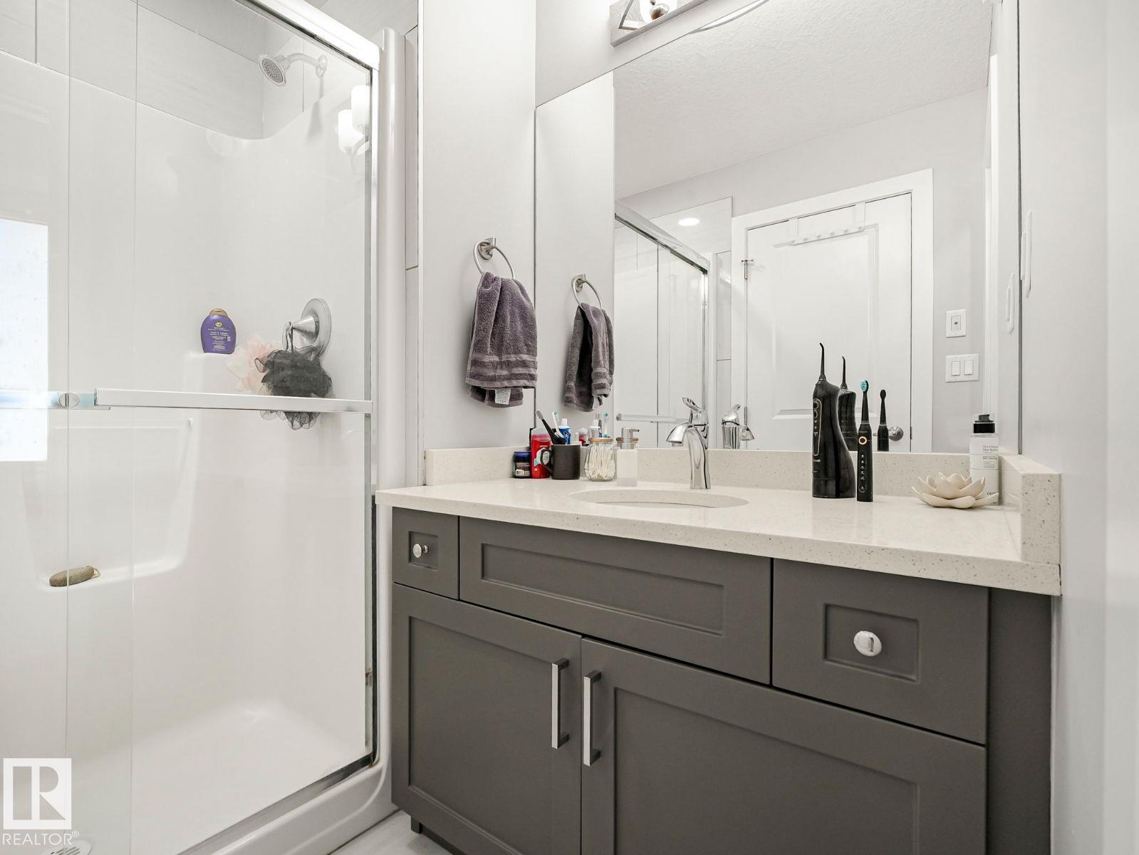Photo 22 of 4016 Kinsella Wy Sw, Edmonton AB