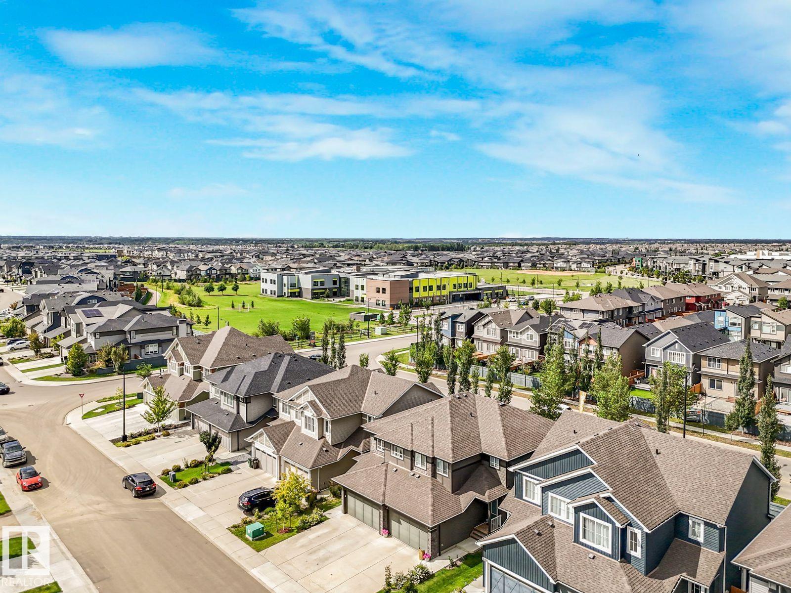Photo 5 of 4016 Kinsella Wy Sw, Edmonton AB