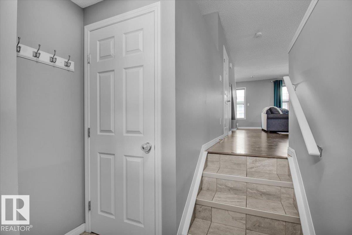Photo 22 of 55 4029 Orchards Dr Sw, Edmonton AB