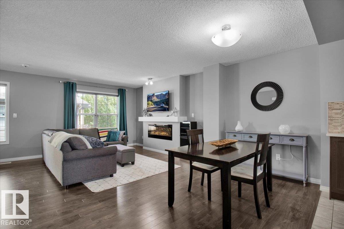 Photo 31 of 55 4029 Orchards Dr Sw, Edmonton AB