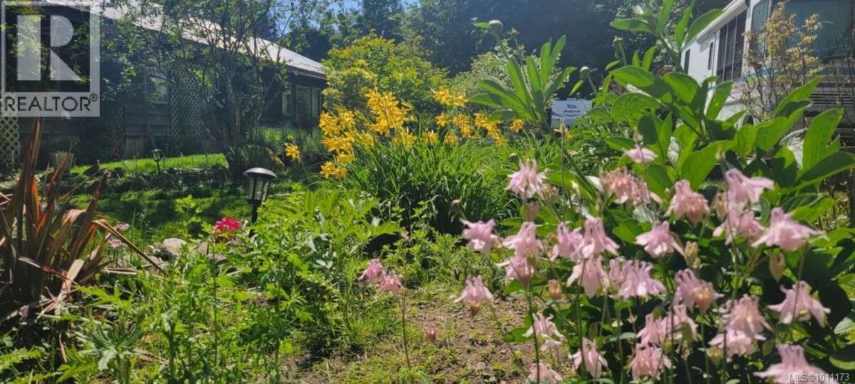 Photo 20 of 467 Dukes Rd, Salt Spring BC
