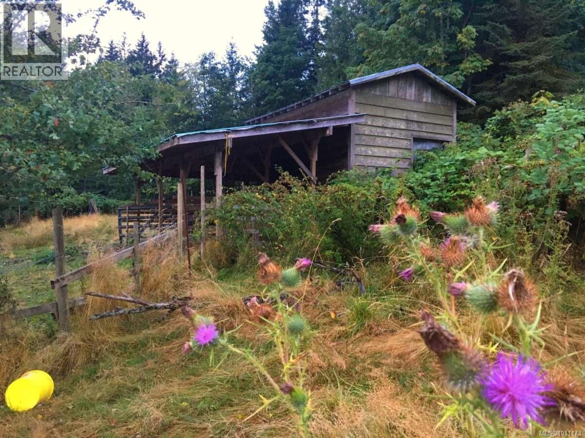 Photo 45 of 467 Dukes Rd, Salt Spring BC