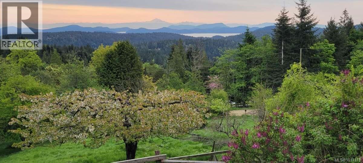 Photo 36 of 467 Dukes Rd, Salt Spring BC