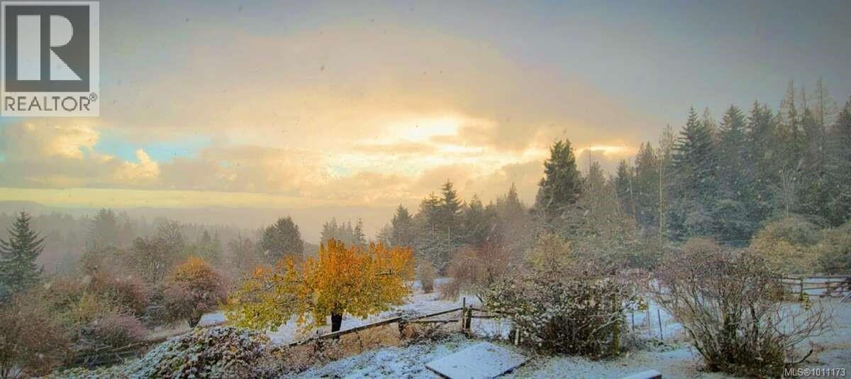 Photo 14 of 467 Dukes Rd, Salt Spring BC