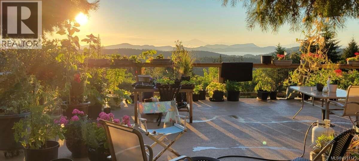 Photo 23 of 467 Dukes Rd, Salt Spring BC
