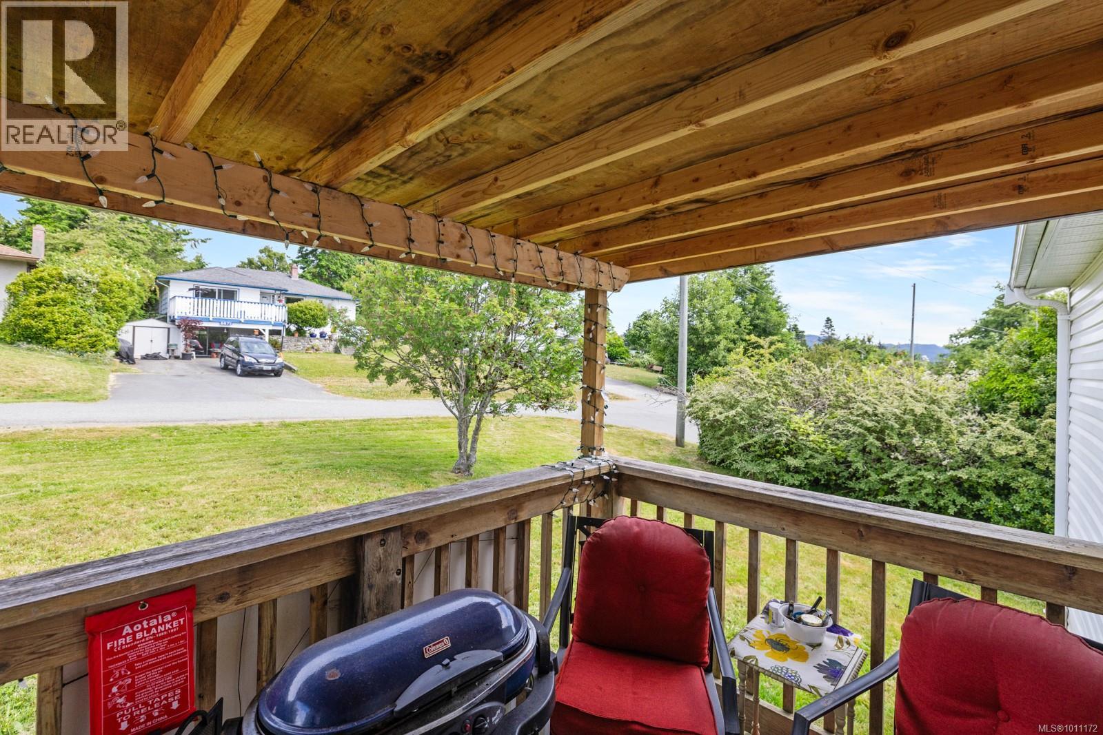 Photo 25 of 6675 Goodmere Rd, Sooke BC