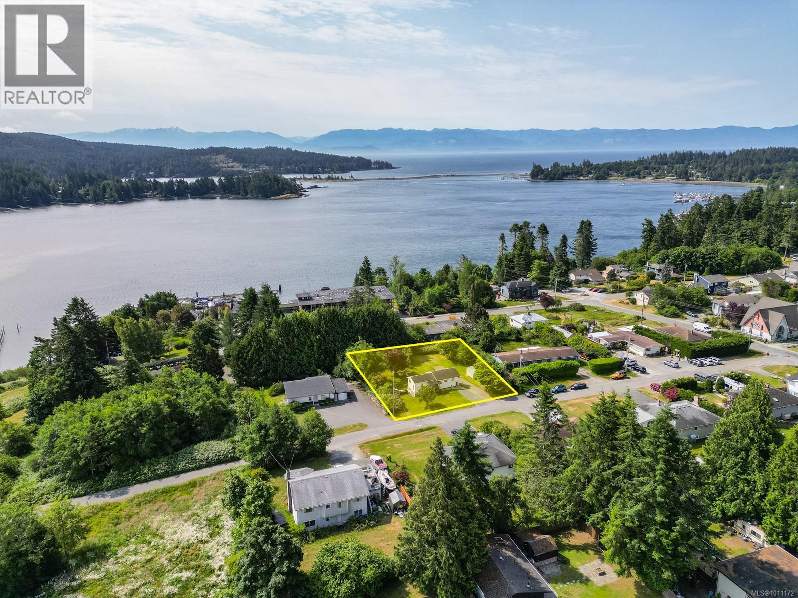 Photo 17 of 6675 Goodmere Rd, Sooke BC