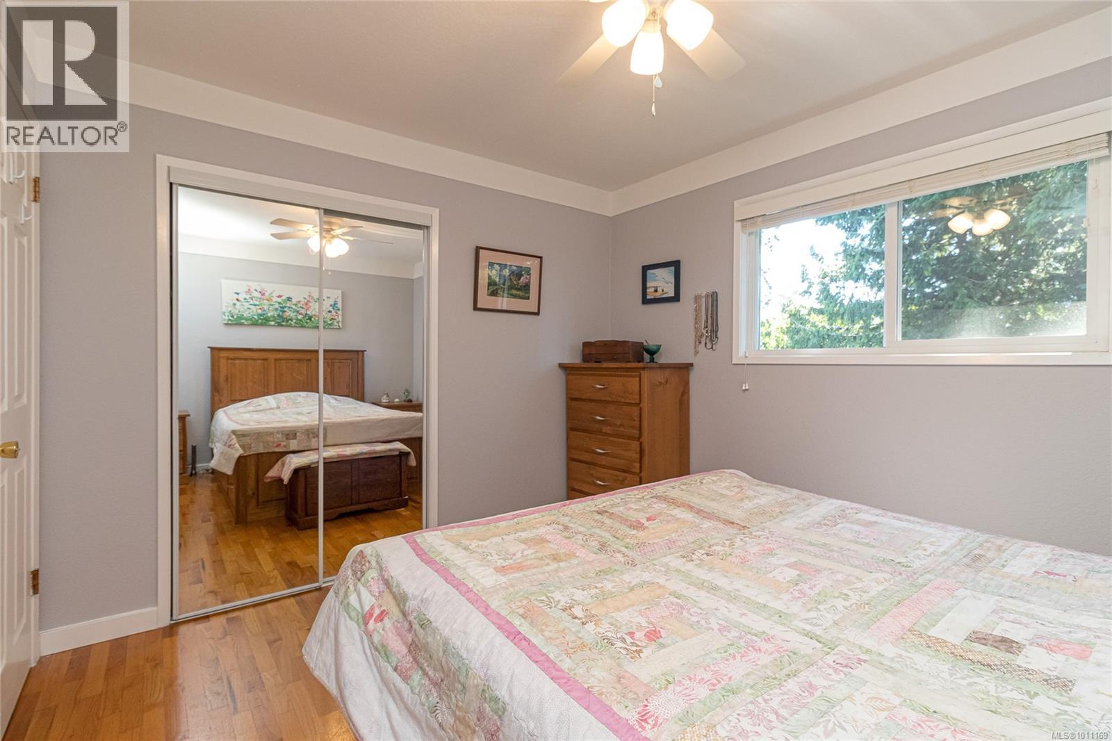 Photo 16 of 3355 Wellsmith Cres, Colwood BC