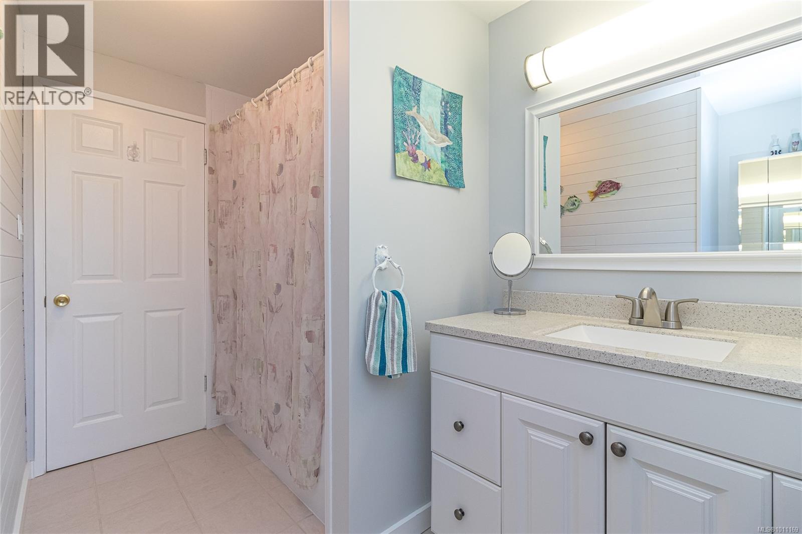 Photo 18 of 3355 Wellsmith Cres, Colwood BC
