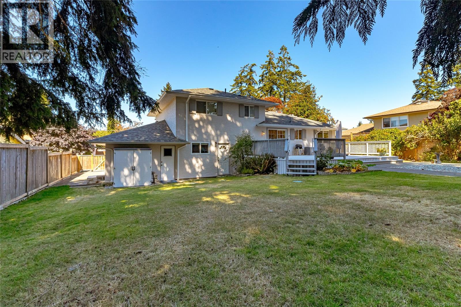 Photo 39 of 3355 Wellsmith Cres, Colwood BC