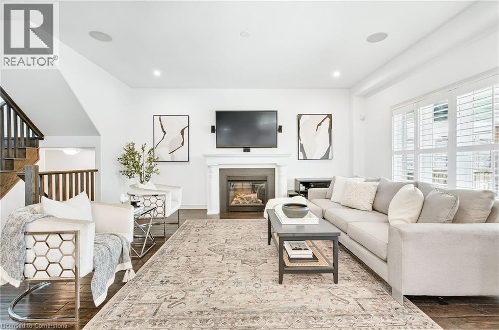 Photo 42 of 4884 Allan Court, Beamsville ON