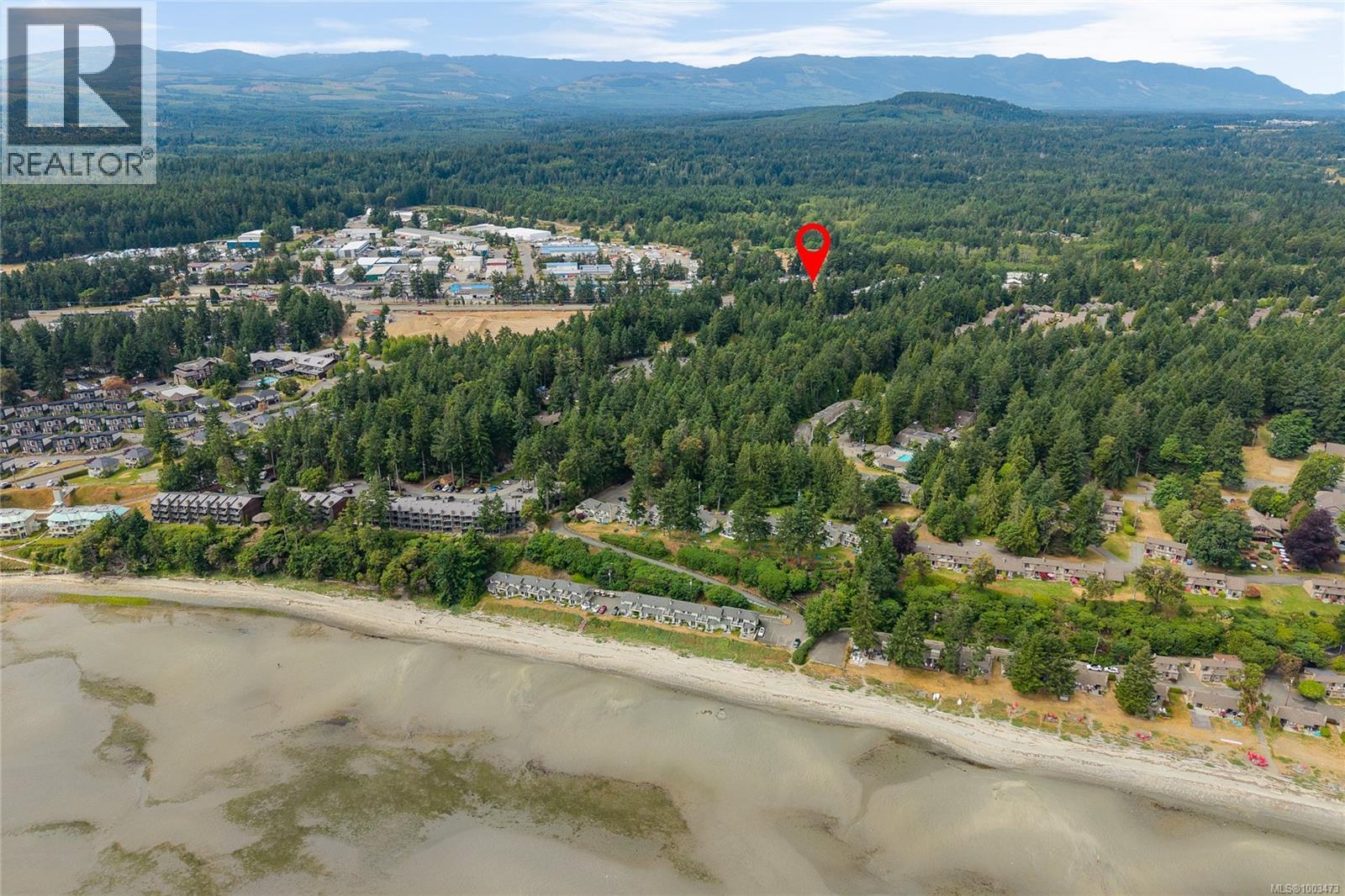Photo 2 of 1100 Island Hwy E, Parksville BC