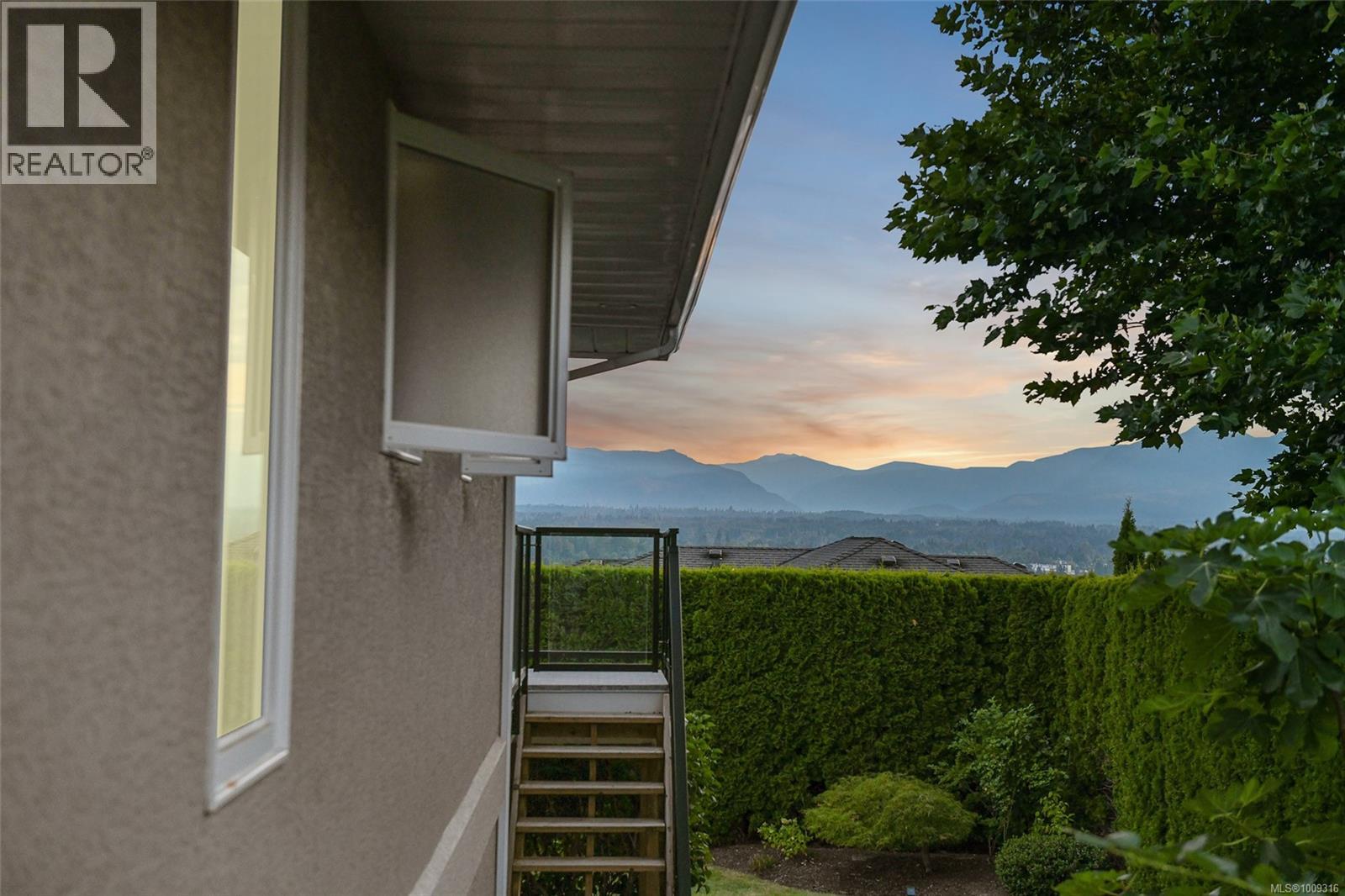 1547 Trumpeter Cres, Courtenay