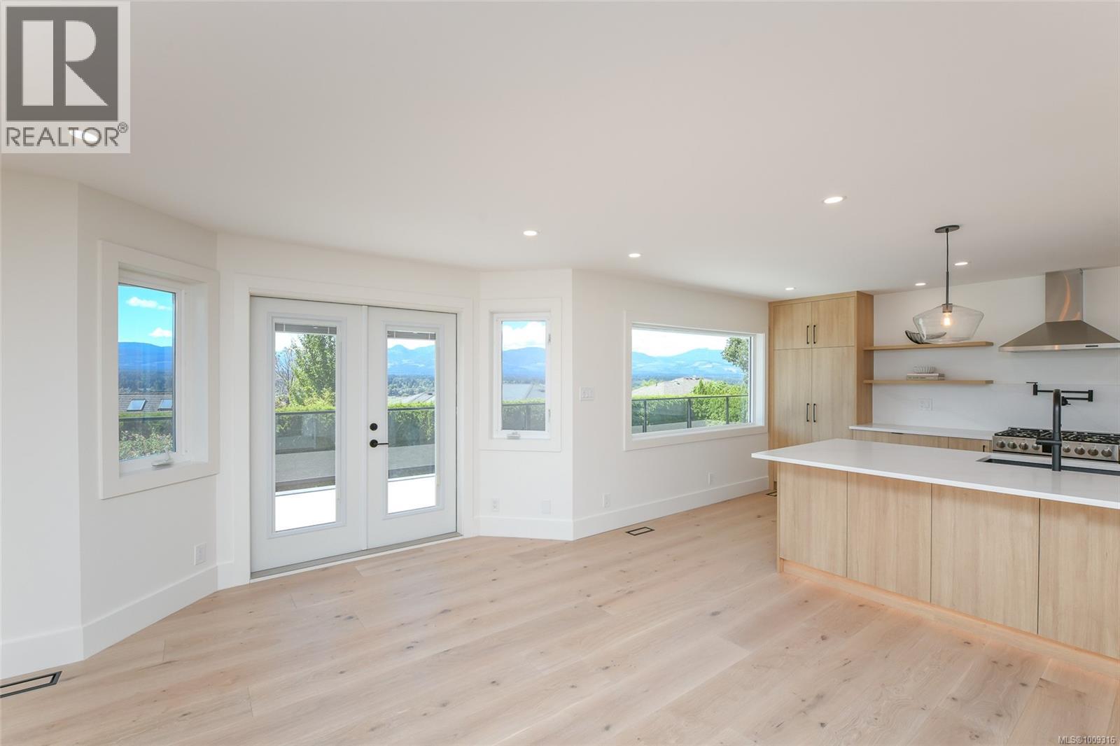 1547 Trumpeter Cres, Courtenay