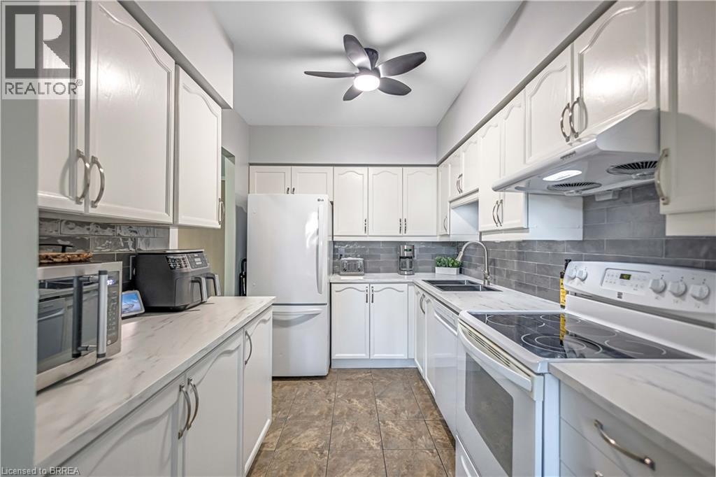 Photo 23 of 9 Bonheur Court Unit 112, Brantford ON