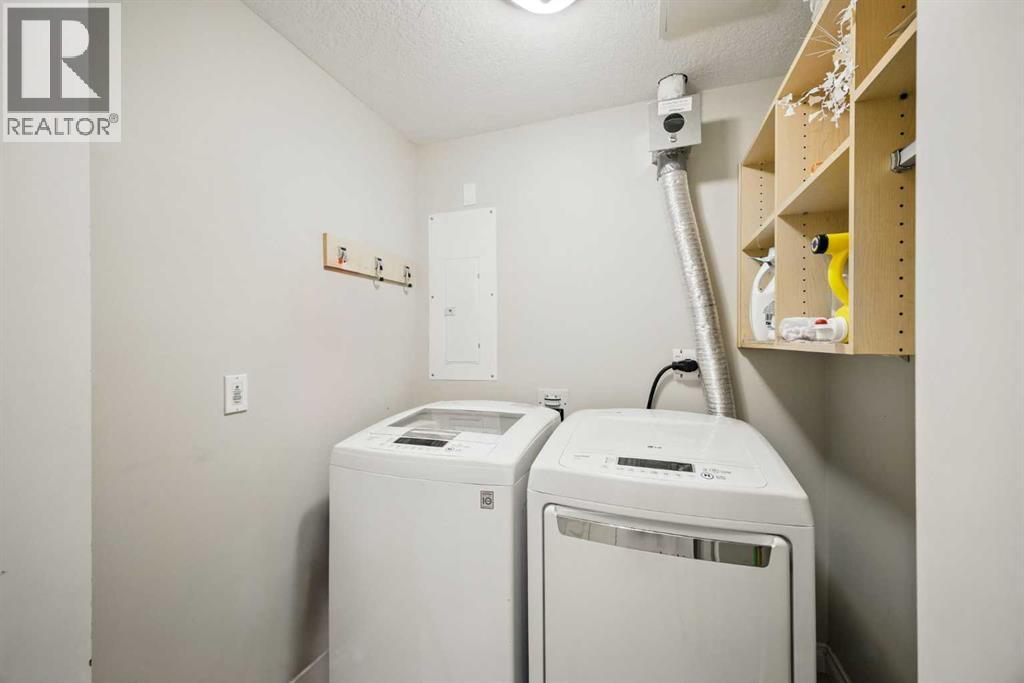 Single Family House for Sale in   Hemlock Crescent SW Spruce Cliff Calgary 