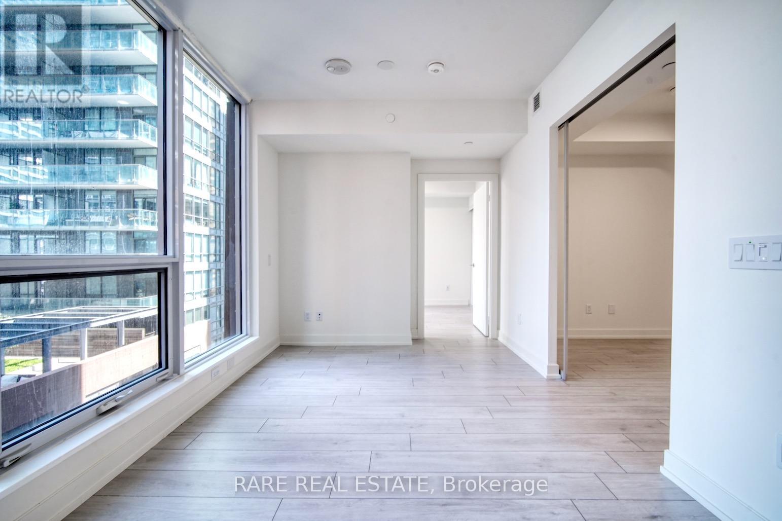 Photo 1 of 619 15 Mercer Street, Toronto ON