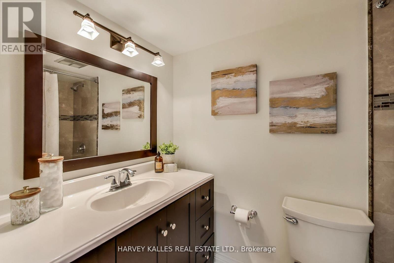Photo 2 of 902 55 Skymark Drive, Toronto ON