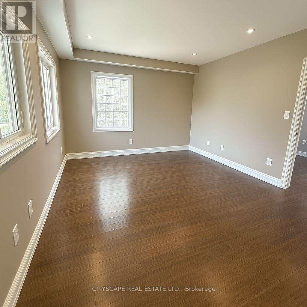 Photo 8 of 951 Dufferin Street, Toronto ON